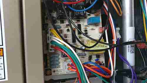 燃烧燃料取暖的原因