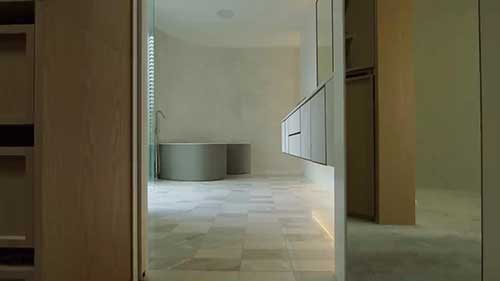 澳洲美宅：有地下酒吧和十个车库的现代家庭