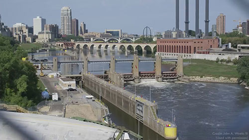 不同形式的溢洪道