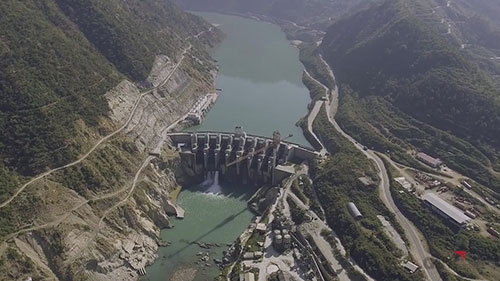 阿拉克南达河水电站