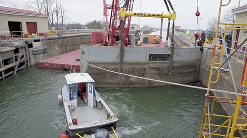 船闸维修完工