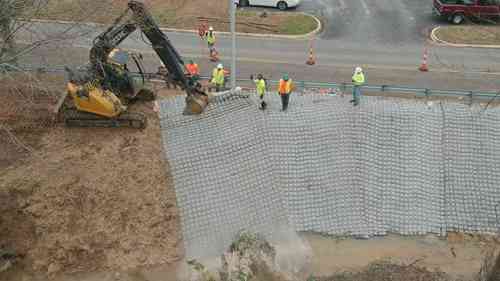 生态友好型护岸材料