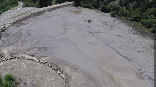 亨廷顿河上游的淤地坝