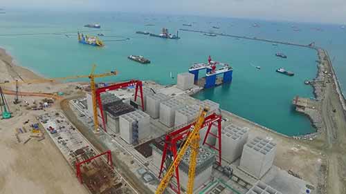 码头岸壁的建设