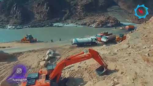 狄阿莫-巴沙水电站2 挖掘工作