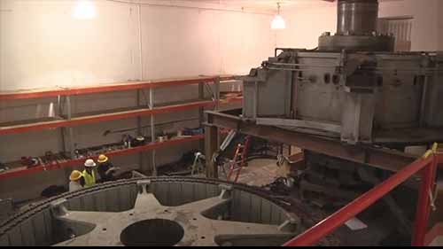 水轮发电机换新