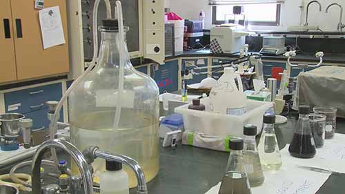 水质检测实验室