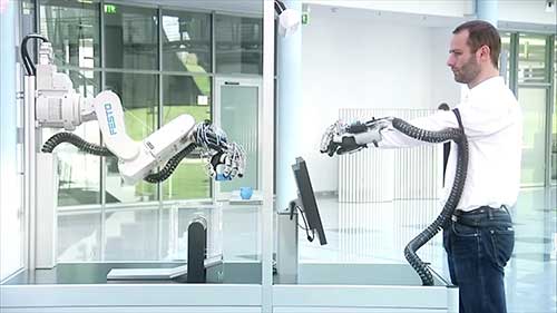 令人惊奇的机械臂