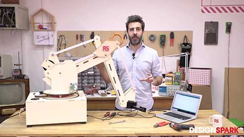 在机械臂上应用运动控制系统 01