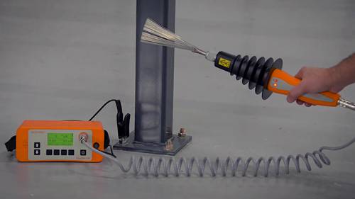 使用湿海绵法测试针孔