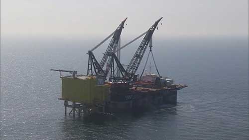 德国DolWin alpha海上风电站的组装