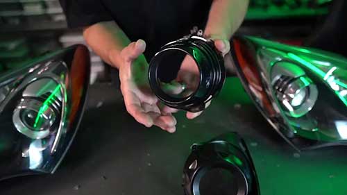 为捷尼赛思定制前照灯