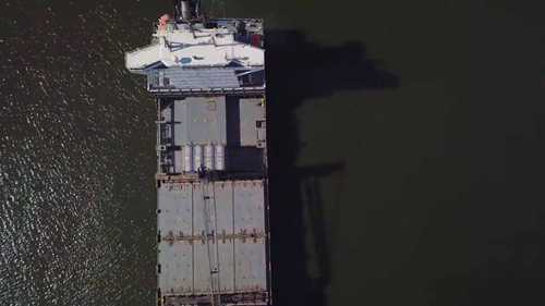 船用二冲程柴油机的工作原理