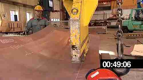 制造曲面船体外板