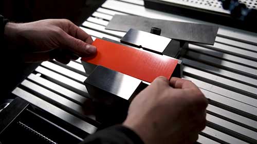 用数控机床铣削工具钢