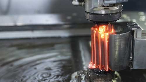 数控车床的类型和组成