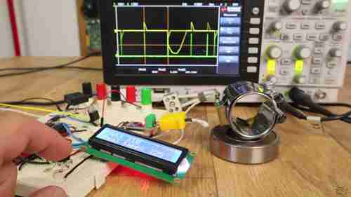 合并温度控制器和电压控制器