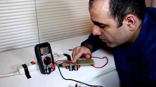 制作全波桥式整流器