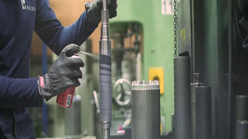 如何制造电动机？