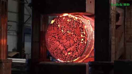 液压锻造机加工过程