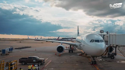 拆卸飞机发动机的创新方式