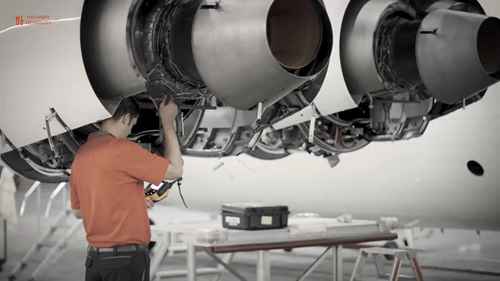 空客A330更换轮子