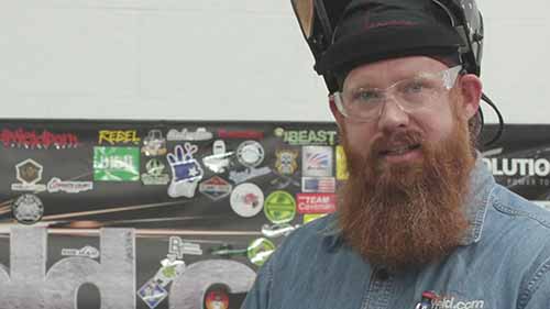 出现虫洞孔隙的三个原因