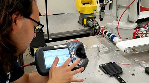 RAPID编码控制ABB机器人拾放1