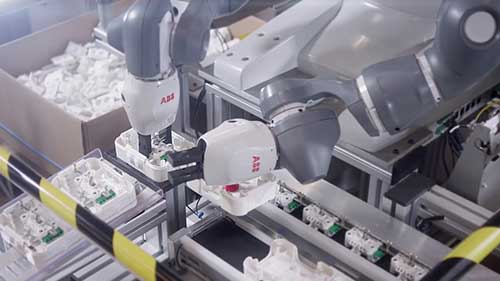 YuMi机器人的插座装配应用