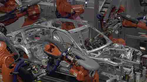 宝马3系F30生产工艺2