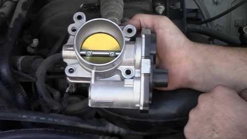 节气门位置传感器测试方法