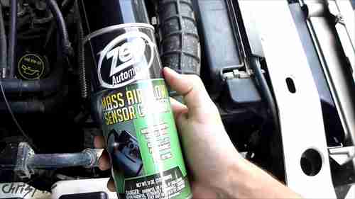 如何清洗空气流量传感器