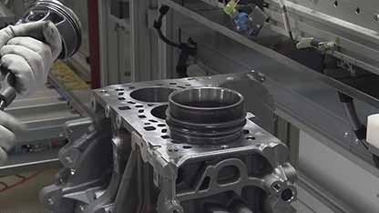 沈阳宝马发动机生产线