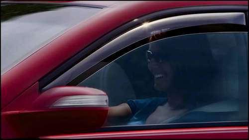 安装侧窗晴雨挡