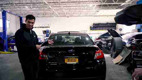 斯巴鲁翼豹STI定制尾翼