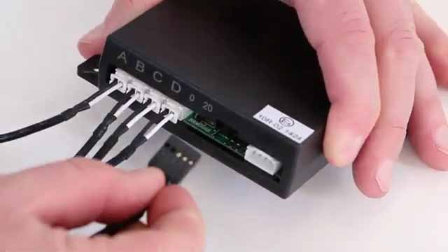 倒车、停车雷达传感器组件安装