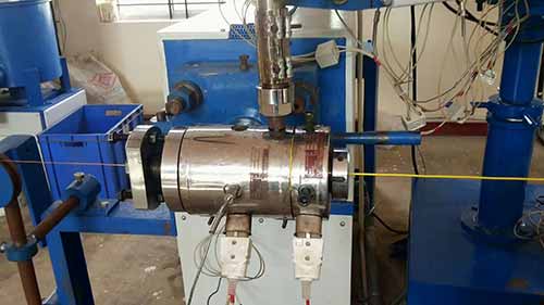 电线挤出机