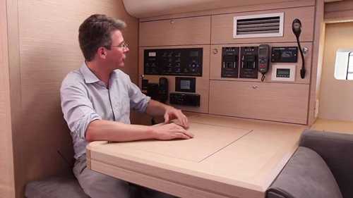 亚诺游艇室内布局