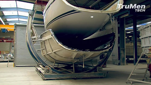 豪华游艇的制造过程1