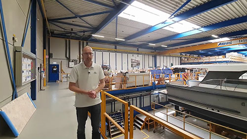 林森游艇的制造过程7