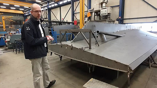 林森游艇的制造过程2