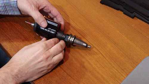 采用逆向工程技术来做设计