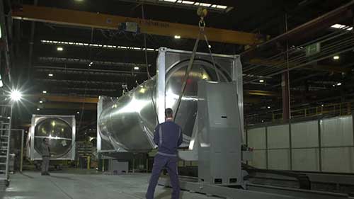 机器人焊接铝罐容器