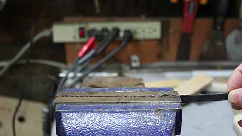 高碳钢与低碳钢的对比试验