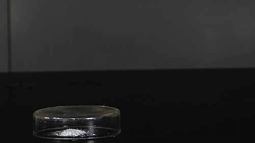 过氧化苯甲酰作为引发剂的自由基聚合