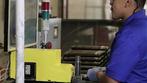 薄壁压力容器的应力分析