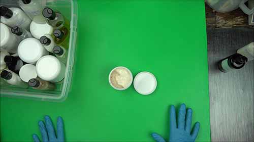 防腐剂的功效激发试验