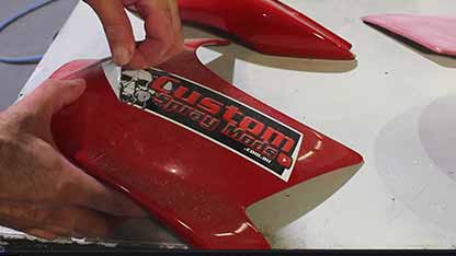 摩托车零件的喷漆施工