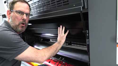 使用XL 106上的多负载盒式存储快速更换网纹辊