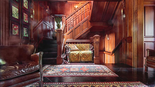 古董高加索地毯：颜色与图案